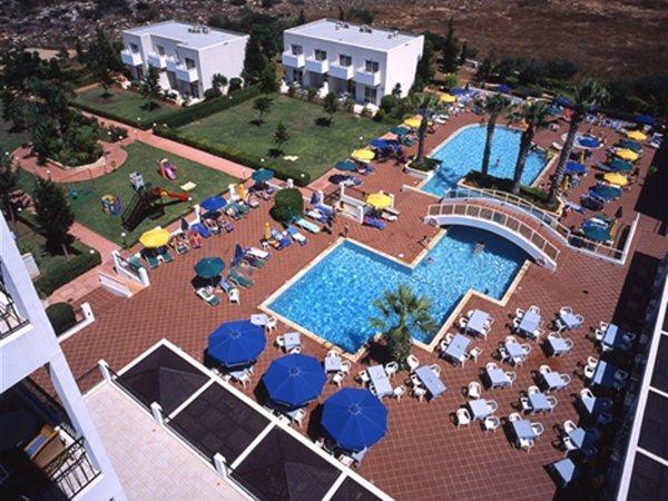 פרוטאראס Paramount Hotel Apartments מראה חיצוני תמונה