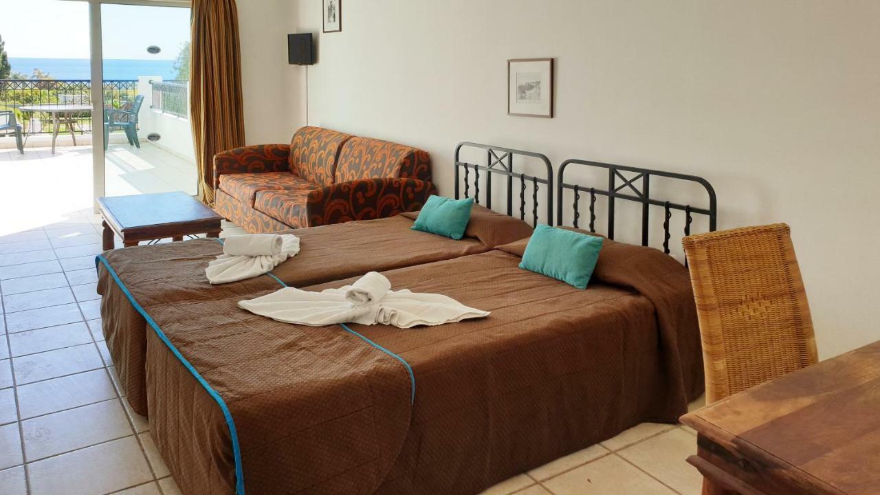 פרוטאראס Paramount Hotel Apartments מראה חיצוני תמונה