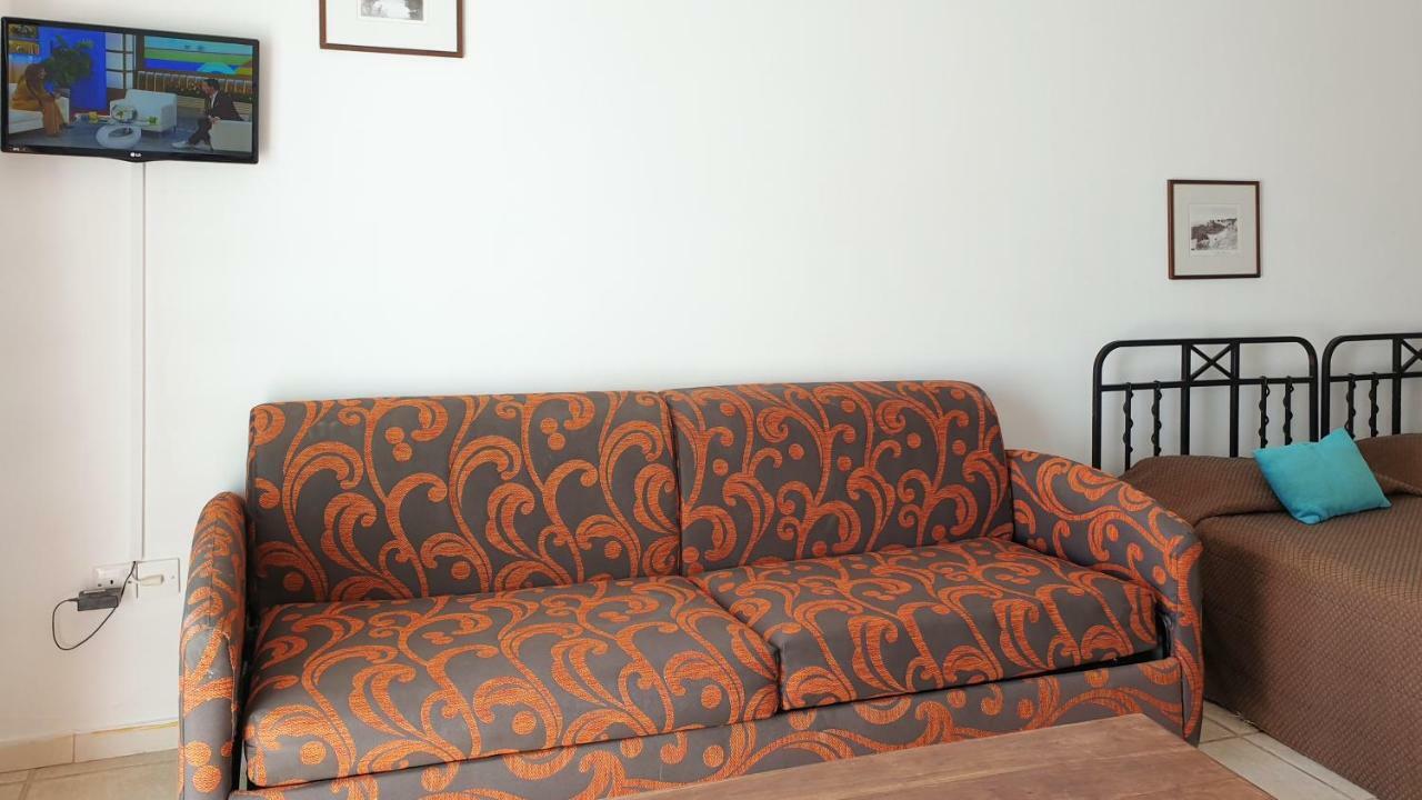 פרוטאראס Paramount Hotel Apartments מראה חיצוני תמונה