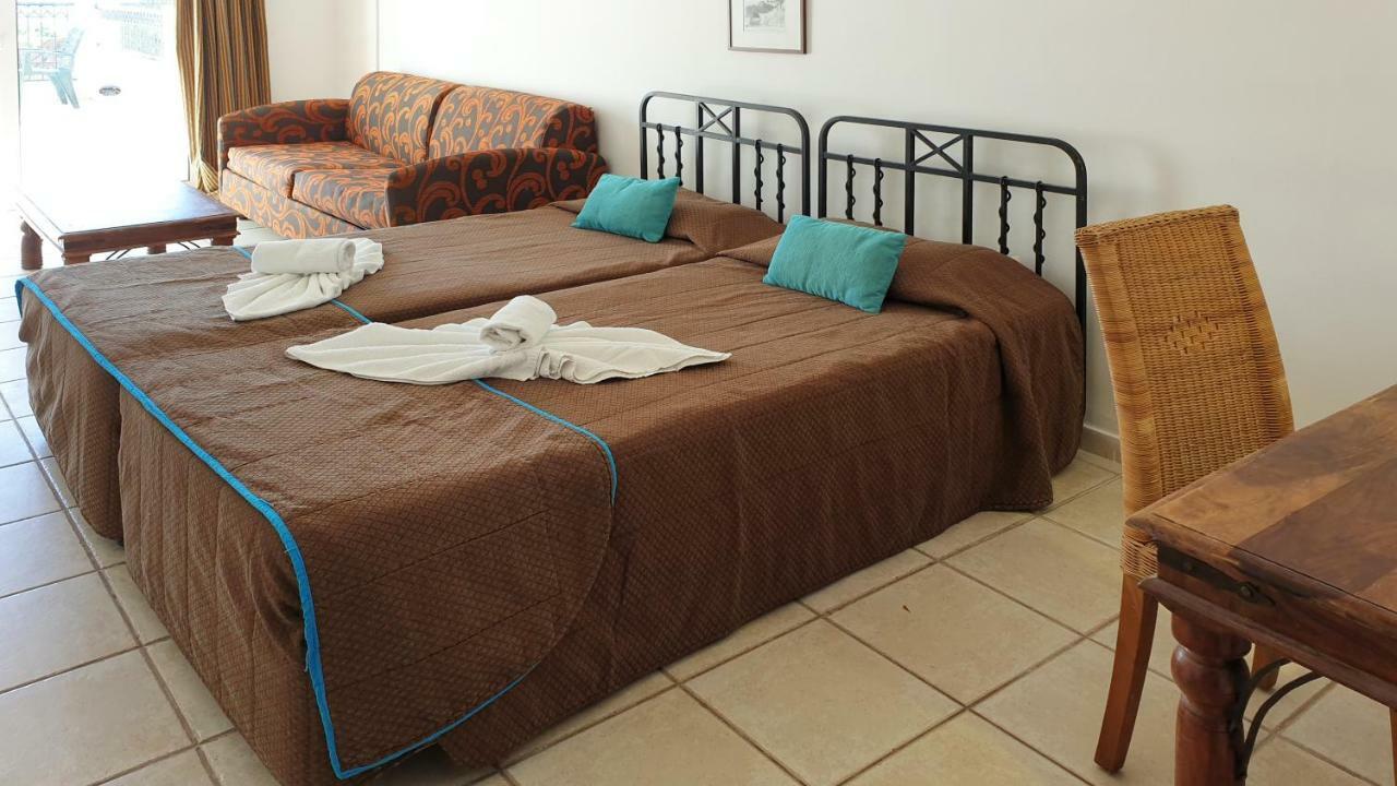 פרוטאראס Paramount Hotel Apartments מראה חיצוני תמונה
