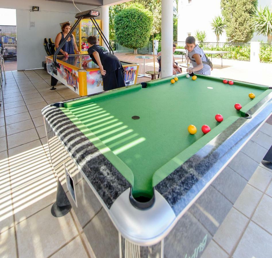 פרוטאראס Paramount Hotel Apartments מראה חיצוני תמונה