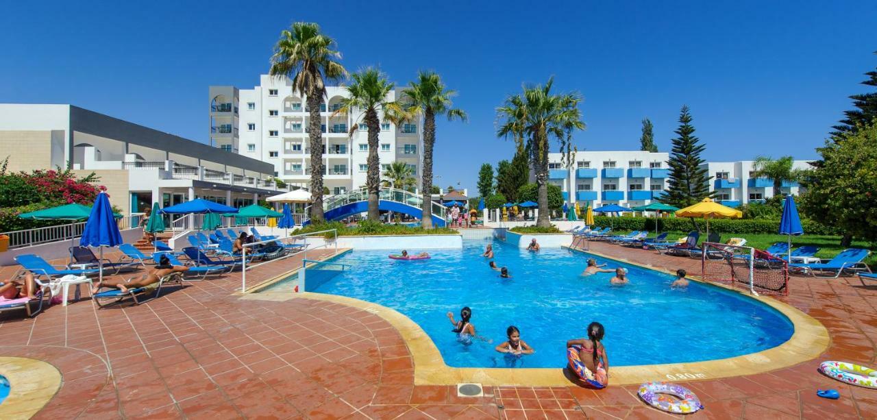 פרוטאראס Paramount Hotel Apartments מראה חיצוני תמונה