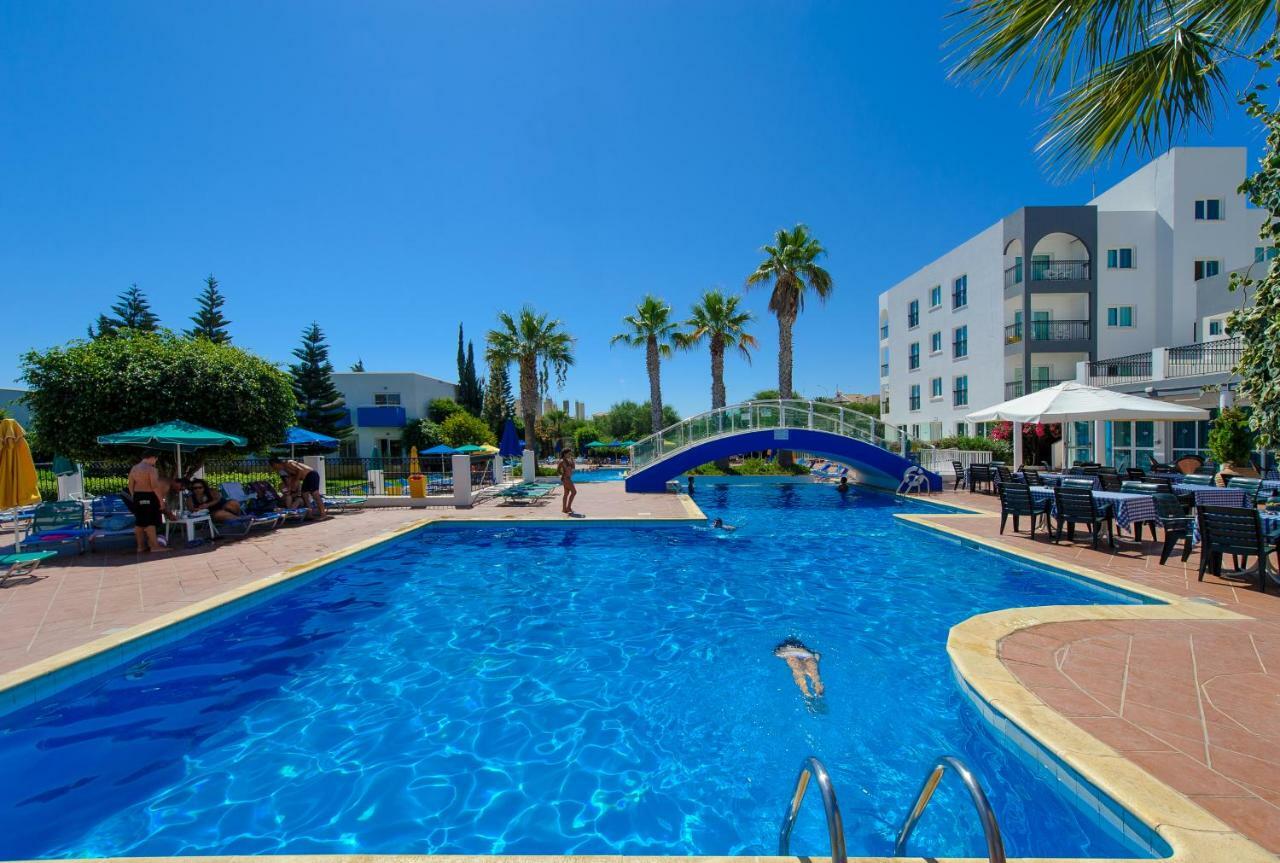 פרוטאראס Paramount Hotel Apartments מראה חיצוני תמונה