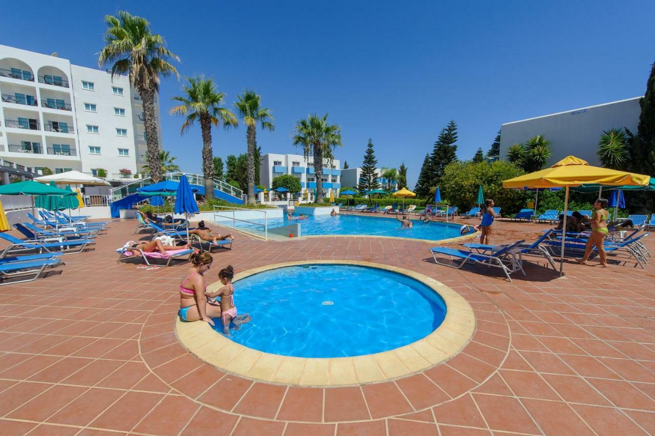 פרוטאראס Paramount Hotel Apartments מראה חיצוני תמונה
