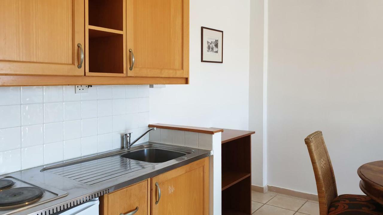 פרוטאראס Paramount Hotel Apartments מראה חיצוני תמונה