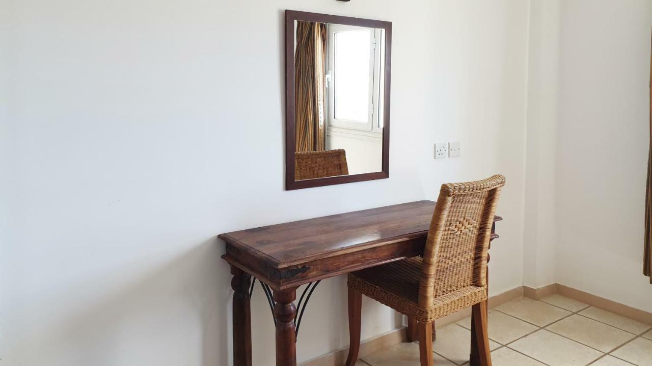 פרוטאראס Paramount Hotel Apartments מראה חיצוני תמונה
