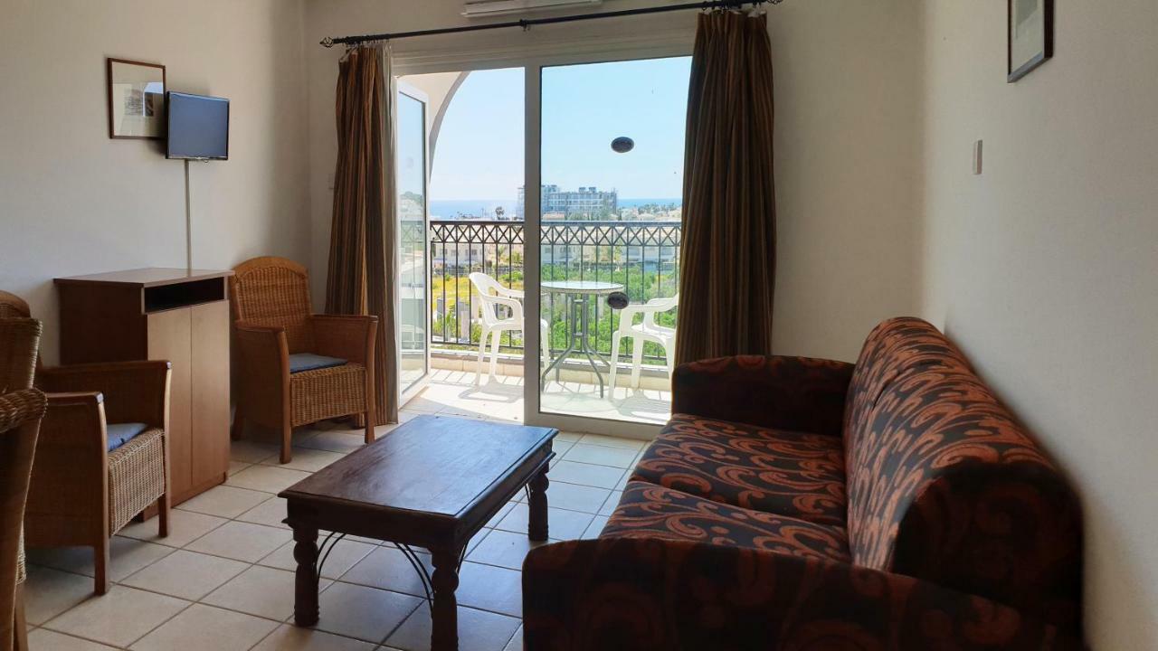 פרוטאראס Paramount Hotel Apartments מראה חיצוני תמונה